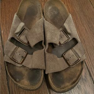 Tan/brown Birkenstocks